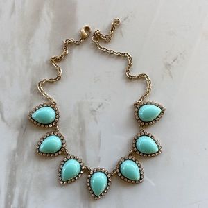 Mint Bib necklace